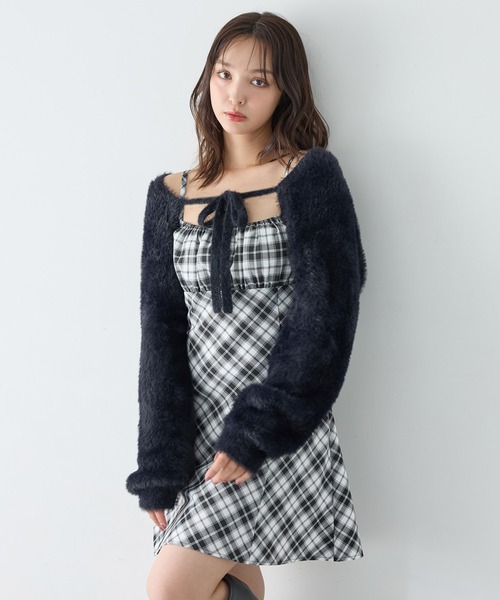 INGNI(イング)の「【WEB限定】フェザーボレロニット+チェック柄ミニキャミワンピースセット(ワンピース・レディース・ブラック系その他4/ブラック系9・M)」の13枚目の写真