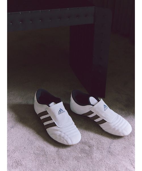 adidas Originals(アディダスオリジナルス)の「【adidas Originals for emmi】TAEKWONDO W(スニーカー・レディース・ベージュ・22.5/23/23.5/24/24.5/25/25.5/26/26.5/27/27.5/28)」の16枚目の写真