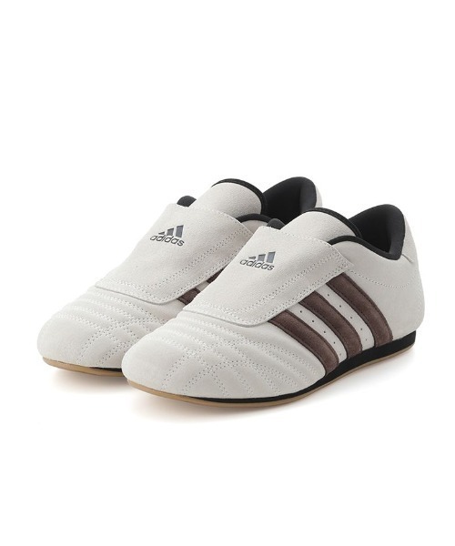 adidas Originals(アディダスオリジナルス)の「【adidas Originals for emmi】TAEKWONDO W(スニーカー・レディース・ベージュ・22.5/23/23.5/24/24.5/25/25.5/26/26.5/27/27.5/28)」の2枚目の写真