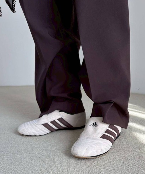 adidas Originals(アディダスオリジナルス)の「【adidas Originals for emmi】TAEKWONDO W(スニーカー・レディース・ベージュ・22.5/23/23.5/24/24.5/25/25.5/26/26.5/27/27.5/28)」の9枚目の写真