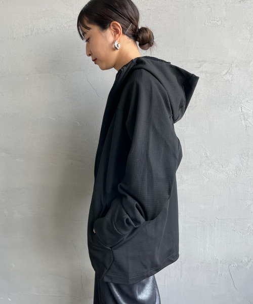 OAKLEY（オークリー）の「[OAKLEY/オークリー] ENHANCE GRID FLEECE JACKET 15.7 フルジップパーカー（パーカー・メンズ・ブラック・S/M）」の5枚目の写真
