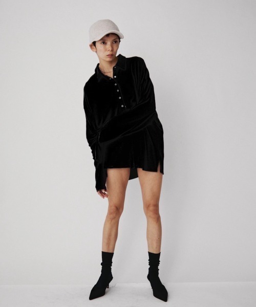 VION（ヴィオン）の「Polo Loose Long Sleeve TEE / ポロルーズロングスリーブティー（ポロシャツ・レディース・ブルー/ダークグレー/ライトグレー/ブラック・FREE）」の11枚目の写真