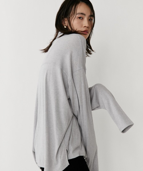 VION（ヴィオン）の「Polo Loose Long Sleeve TEE / ポロルーズロングスリーブティー（ポロシャツ・レディース・ブルー/ダークグレー/ライトグレー/ブラック・FREE）」の15枚目の写真