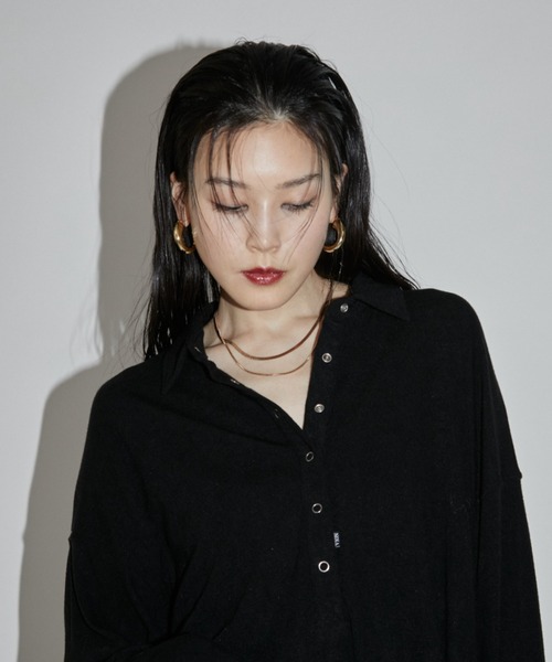 VION(ヴィオン)の「ポロルーズロングスリーブティー / Polo Loose Long Sleeve TEE(ポロシャツ・レディース・ブルー/ダークグレー/ライトグレー/ブラック・FREE)」の22枚目の写真
