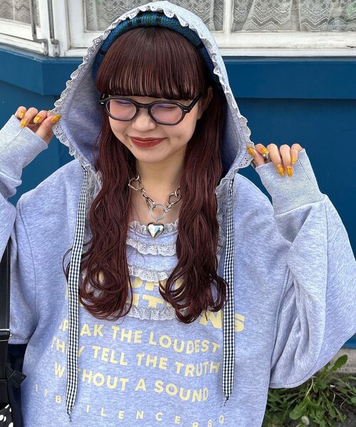 CIAOPANIC（チャオパニック）の「【まるお(@_maruoo0___)企画】レースドッキングプリントフーディ（パーカー・レディース・グレー・FREE）」の2枚目の写真