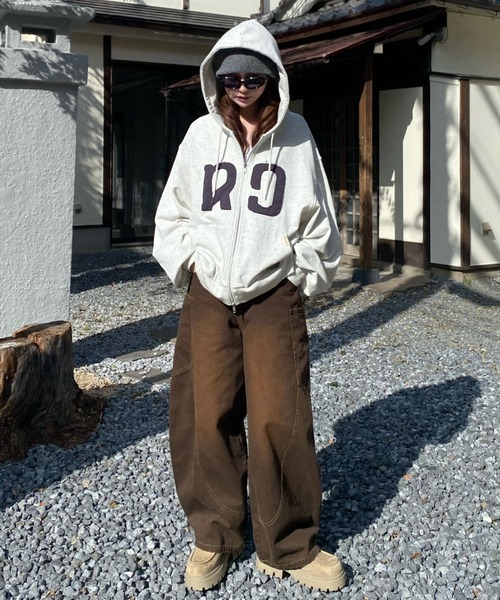 RAY CASSIN（レイカズン）の「ロゴワッペンフードジップパーカー（パーカー・レディース・グレー/チャコールグレー/ブラウン系その他2/ホワイト系その他・FREE）」の19枚目の写真