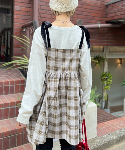 w closet（ダブルクローゼット）の「【長さ調節可能！】肩リボンチェックキャミワンピース（チュニック・レディース・ネイビー/レッド/カーキ/オレンジ・FREE）」の5枚目の写真