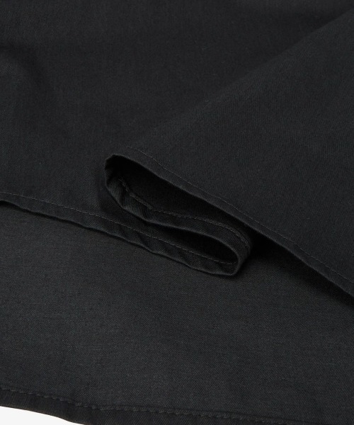 THE NORTH FACE（ザノースフェイス）の「THE NORTH FACE L/S ROCK STEADY CHINO SHIRT（ザ・ノース・フェイス ロングスリーブロックステディチノシャツ）（シャツ/ブラウス・メンズ・グレー系/ブラック/オリーブ系/ベージュ系・MEDIUM/LARGE/X-LARGE）」の9枚目の写真