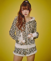 セール】【CHIKASHITSU PLUS HIGH】cropped dirty wash double zip