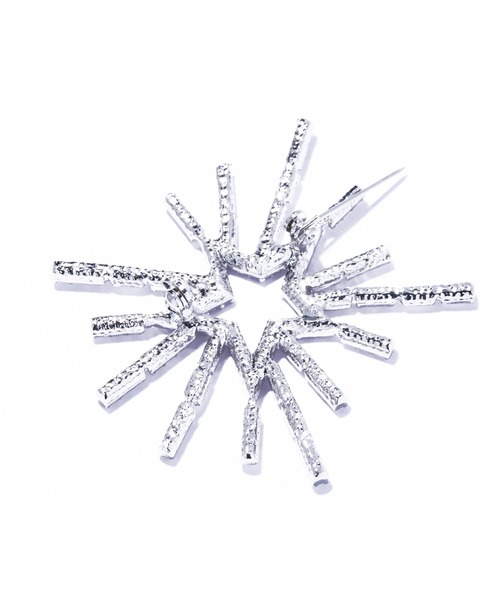 IRIS47（イリスフォーセブン）の「【IRIS 47】 meteor shower brooch/メテオ シャワー ブローチ（ブローチ/コサージュ・レディース・シルバー・FREE）」の4枚目の写真