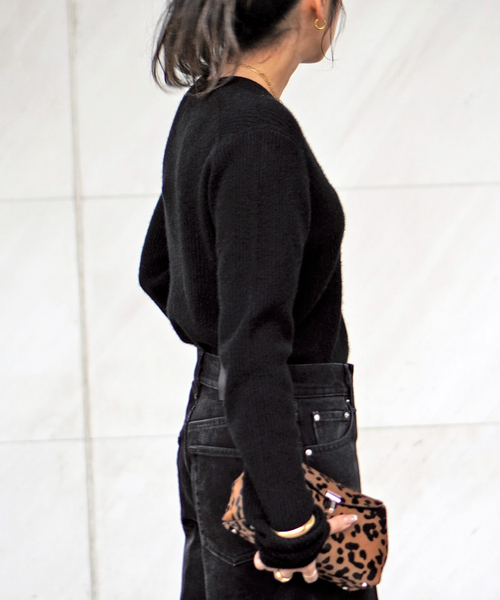 EVERYDAY I LIKE.(エヴリディアイライク)の「カシミヤロングリブプルオーバー(ニット/セーター・レディース・チャコールグレー/ブラック・FREE)」の9枚目の写真