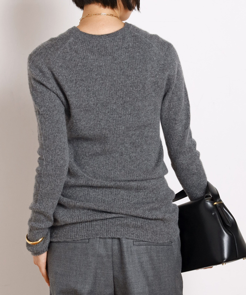 EVERYDAY I LIKE.(エヴリディアイライク)の「カシミヤロングリブプルオーバー(ニット/セーター・レディース・チャコールグレー/ブラック・FREE)」の16枚目の写真