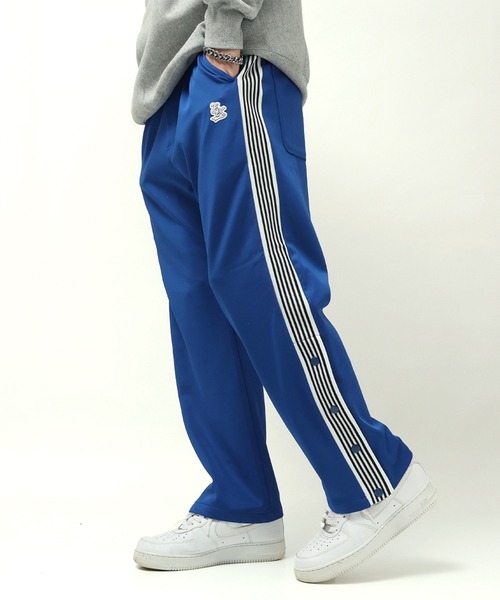 EXAMPLE（エグザンプル）の「EXAMPLE TRACK JERSEY SIDE BUTTONS PANTS（その他パンツ・メンズ・ブラック/ブルー・XL/L/M）」の8枚目の写真