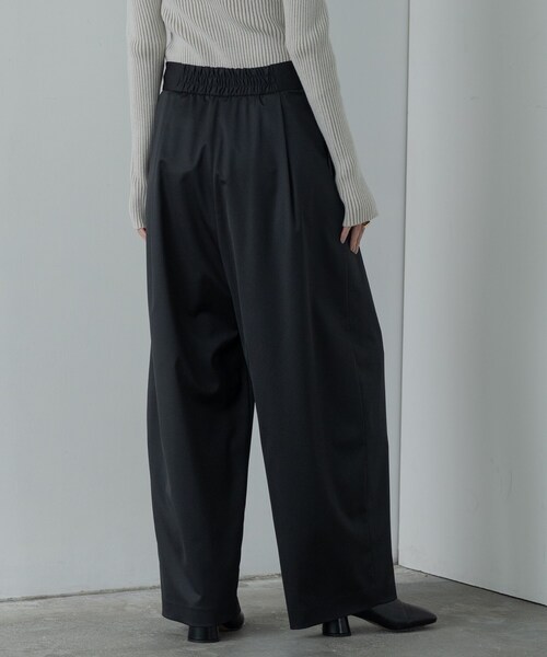 GALLEST（ギャレスト）の「シャインテーパードサロペット（サロペット/オーバーオール・レディース・ライトグレー/ブラック・34/38）」の16枚目の写真