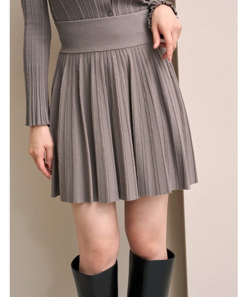 SNIDEL（スナイデル）の「フリルボウタイセットアップ（ワンピース・レディース・ネイビー/アイボリー/グレイッシュベージュ・F）」の15枚目の写真