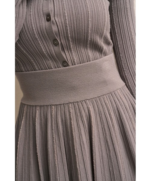 SNIDEL（スナイデル）の「フリルボウタイセットアップ（ワンピース・レディース・ネイビー/アイボリー/グレイッシュベージュ・F）」の7枚目の写真