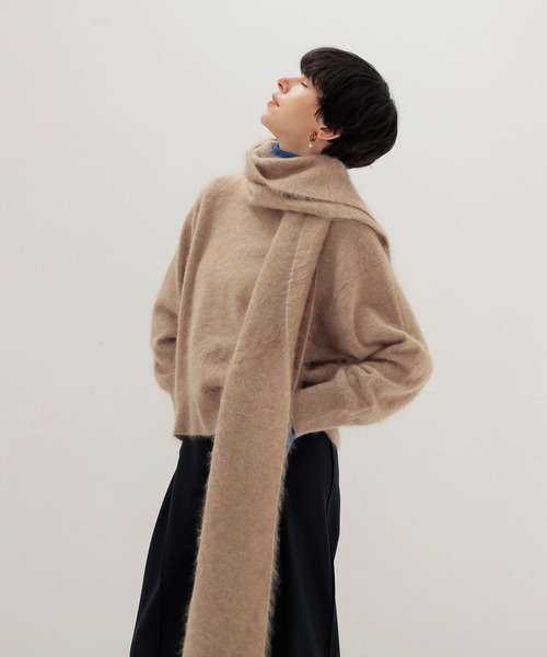 DRESSLAVE（ドレスレイブ）の「royal cashmere fluffy muffler(ロイヤルカシミヤマフラー)（マフラー・レディース・ブルー/ブラウン/レッド/ベージュ・FREE）」の12枚目の写真