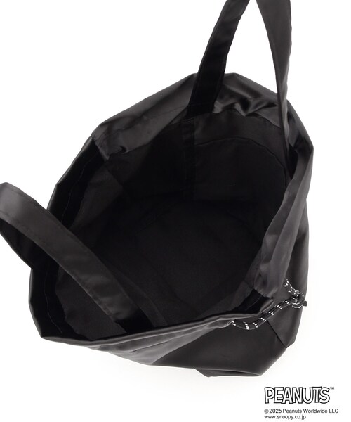 Dessin(デッサン)の「PEANUTSサテン巾着トートBAG(トートバッグ・レディース・ダークブラウン/ブラック・00)」の4枚目の写真