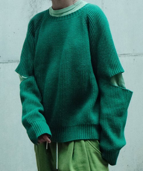 SCHISM INDUCING(スキズムインデューシング)の「ELBOW STRIKERS SWEATER, KELLY GREEN(ニット/セーター・レディース・その他・LARGE/MEDIUM)」の1枚目の写真