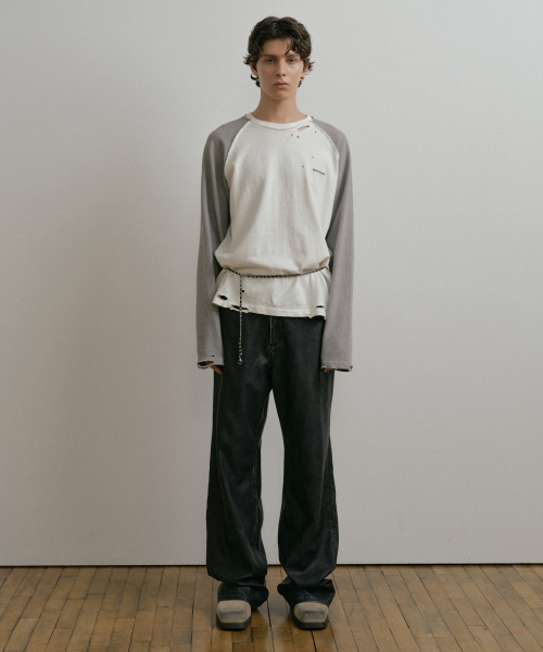 DUSTYWHITE（ダスティーホワイト）の「5s COTTON PIGMENT DESTROYED WHITE RAGLAN LONG T-SHIRT（Tシャツ/カットソー・メンズ・その他・MEDIUM/LARGE/X-LARGE）」の4枚目の写真