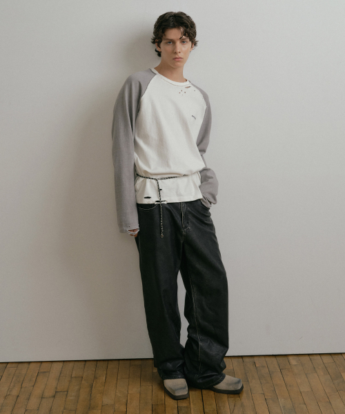 DUSTYWHITE（ダスティーホワイト）の「5s COTTON PIGMENT DESTROYED WHITE RAGLAN LONG T-SHIRT（Tシャツ/カットソー・メンズ・その他・MEDIUM/LARGE/X-LARGE）」の6枚目の写真