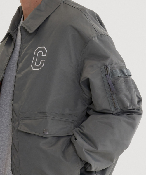 COVERNAT(カバーナット)の「CロゴカラーMA-1ジャケットセージグレー(ブルゾン・レディース・その他・SMALL/MEDIUM/LARGE/X-LARGE)」の6枚目の写真