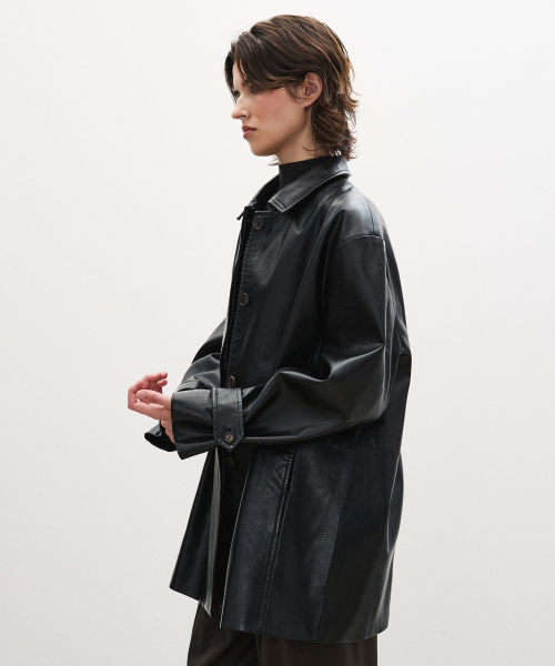 SUARE WOMEN(スアレウーマン)の「(ウィメンズ)モノレザーコート(ライダースジャケット・レディース・ブラック・MEDIUM/SMALL)」の2枚目の写真