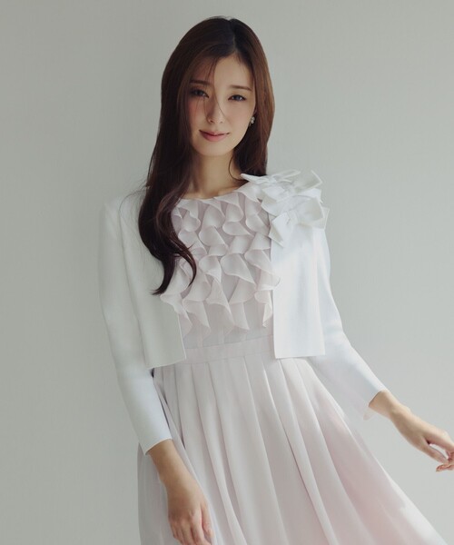 TOCCA（トッカ）の「ETERNAL RIBBON BOLERO ボレロ（カーディガン/ボレロ・レディース・アイボリー系/ピンク系/ブラック系・SMALL/MEDIUM）」の3枚目の写真