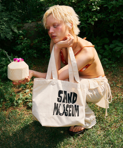 SAND MUSEUM（サンドミュージアム）の「SAND COTTON BAG [Ivory]（エコバッグ/サブバッグ・レディース・その他・FREE）」の3枚目の写真