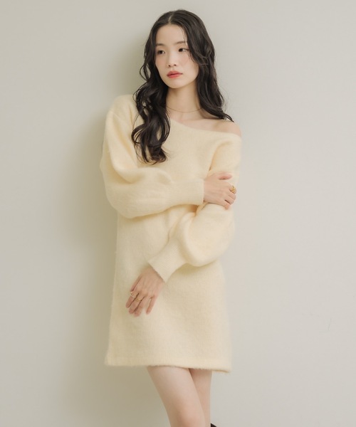 NEUNA（ヌナ）の「ワンショルニットミニワンピ（ワンピース・レディース・ベージュ/ダークブラウン/アイボリー・FREE）」の6枚目の写真