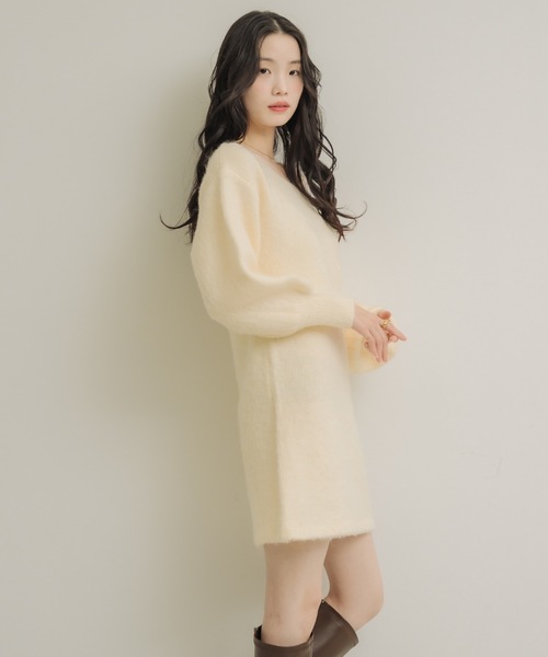 NEUNA（ヌナ）の「ワンショルニットミニワンピ（ワンピース・レディース・ベージュ/ダークブラウン/アイボリー・FREE）」の12枚目の写真