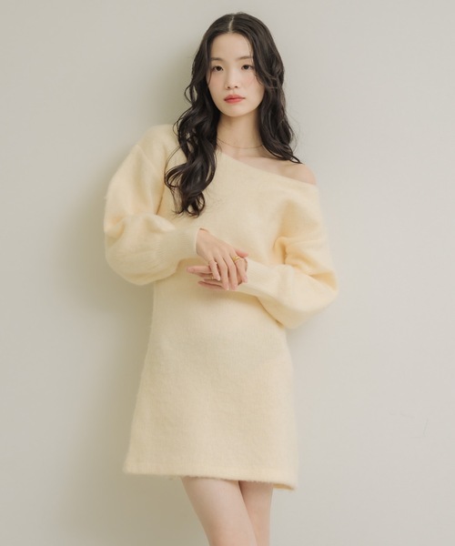 NEUNA（ヌナ）の「ワンショルニットミニワンピ（ワンピース・レディース・ベージュ/ダークブラウン/アイボリー・FREE）」の8枚目の写真