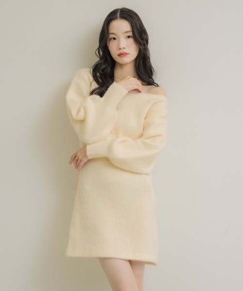 NEUNA（ヌナ）の「ワンショルニットミニワンピ（ワンピース・レディース・ベージュ/ダークブラウン/アイボリー・FREE）」の9枚目の写真