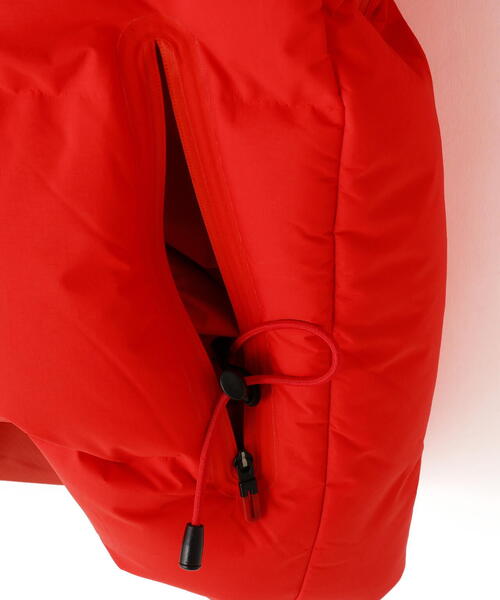 DESCENTE ALLTERRAIN（デサント　オルテライン）の「DESCENTE ALLTERRAIN/デサントオルテライン/MIZUSAWA DOWN JACKET  VERTEX-３（ダウンジャケット/コート・メンズ・ブラック/レッド・L/M）」の20枚目の写真