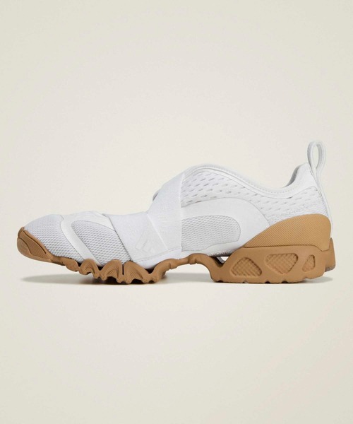 adidas by Stella McCartney（アディダスバイステラマッカートニー）の「adidas by Stella McCartney スポーツウェア X / adidas by Stella McCartney Sportswear X【adidas by Stella McCartney】 / アディダス adidas（スニーカー・レディース・ブラック/ホワイト/ピンク・24.5cm/24.0cm/27.5cm/26.5cm/25.5cm/23.5cm/23.0cm/22.5cm）」の8枚目の写真