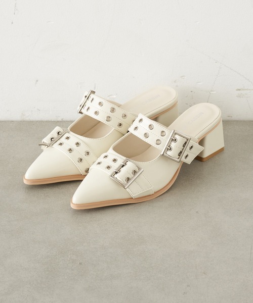 RAY CASSIN(レイカズン)の「アイレットミュール(その他シューズ・レディース・ブラック/ベージュ/ホワイト・S/L/M)」の5枚目の写真