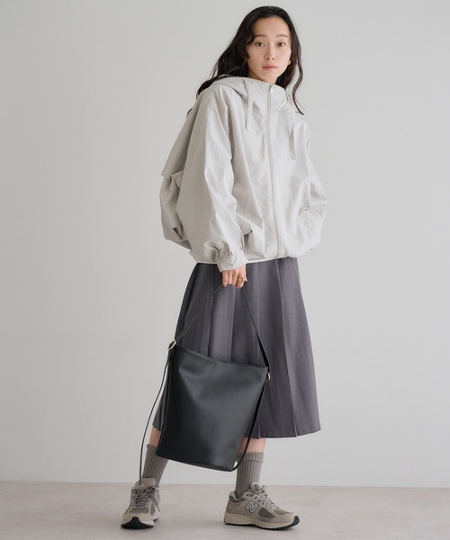 soins（ソワン）の「【牛革】2WAYワンハンドルバケツトートバッグ（トートバッグ・レディース・ブラック/ブラウン・FREE）」の9枚目の写真