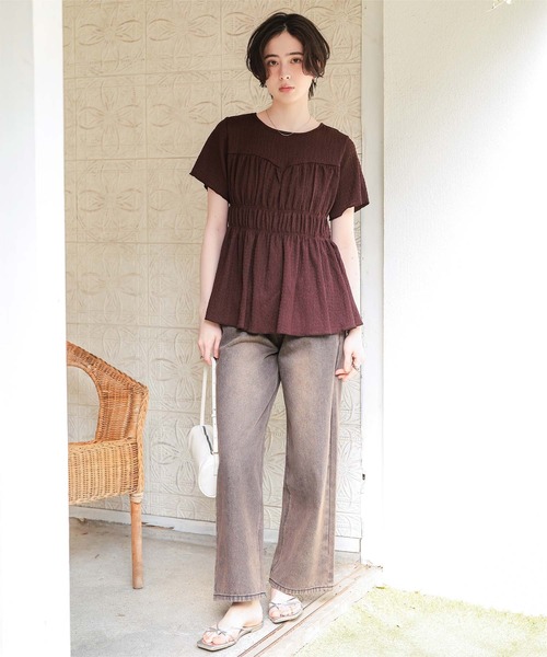titivate(ティティベイト)の「シャーリングペプラムトップス(Tシャツ/カットソー・レディース・ブラウン/イエロー/アイボリー/ブラック・L/M/S)」の20枚目の写真