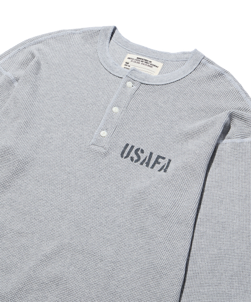 DISCUS ATHLETIC（ディスカス　アスレチック）の「USAFAロゴワッフルヘンリーネックロングスリーブTシャツメランジグレー（Tシャツ/カットソー・レディース・その他・X-LARGE/LARGE/MEDIUM）」の4枚目の写真