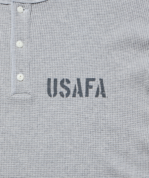 DISCUS ATHLETIC（ディスカス　アスレチック）の「USAFAロゴワッフルヘンリーネックロングスリーブTシャツメランジグレー（Tシャツ/カットソー・レディース・その他・X-LARGE/LARGE/MEDIUM）」の5枚目の写真