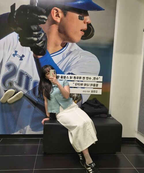 MUSINSA STANDARD WOMAN（ムシンサスタンダードウーマン）の「ウィメンズデニムマキシスカート[ホワイト]（スカート・レディース・その他・LARGE/MEDIUM/SMALL/X-SMALL）」の8枚目の写真