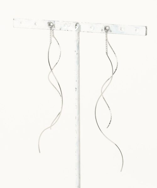 Burner(バーナー)の「【Sonu jewelry(ソヌジュエリー)】ウェーブラインチェーン アメリカンピアス son-pierce-31-5【RBTS】(ピアス(両耳用)・レディース・ゴールド/シルバー・FREE)」の3枚目の写真