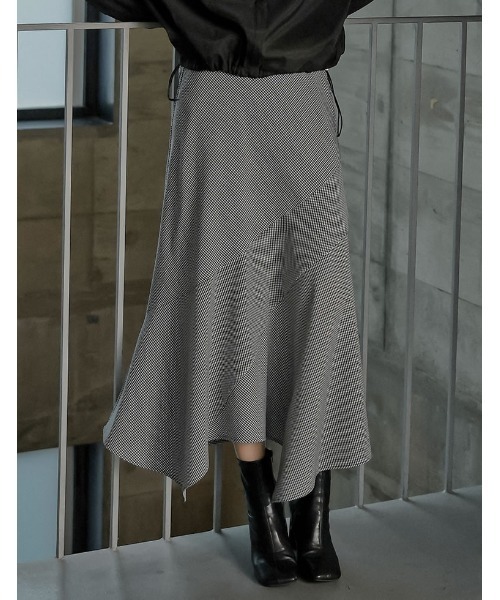 Re:EDIT（リエディ）の「[2026S/S COLLECTION][低身長サイズ有]ギンガムチェックアシンメトリーヘムスカート（スカート・レディース・ブラック/ブラウン・SHORT/MEDIUM/LARGE）」の17枚目の写真
