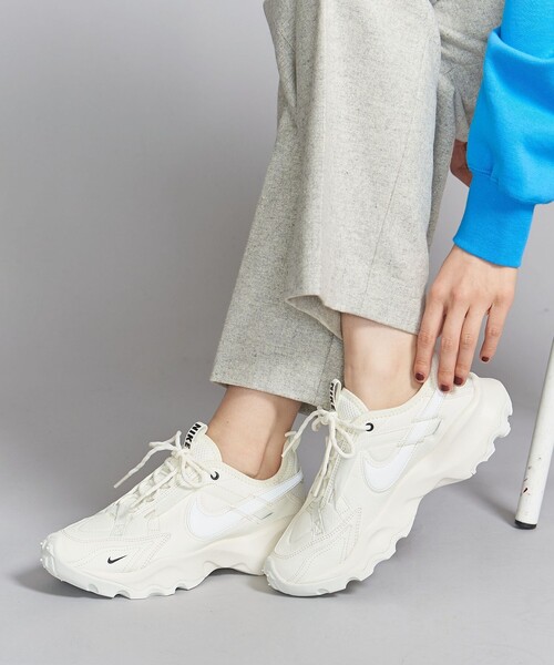 NIKE ナイキ ウィメンズ TC7900 スニーカー ホワイト 25cm NIKE＞ウィメンズ TC7900/スニーカー（スニーカー）｜NIKE（ナイキ）の