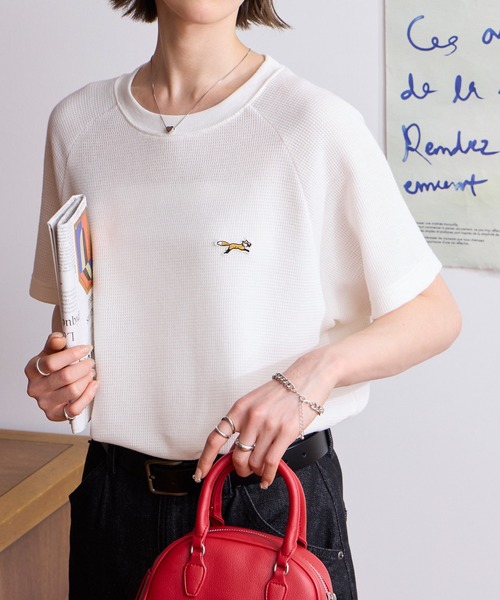 PENNEYS(ぺニーズ)の「PENNEYS/ペニーズ 別注 THE FOX ワンポイント刺繍 ラグランスリーブ ワッフル半袖Tシャツ(Tシャツ/カットソー・レディース・ブラック系/チャコールグレー/オフホワイト/ネイビー/ブラウン系/ワイン/ブラック/ライトグレー/イエロー・L/M)」の18枚目の写真