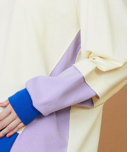 FRAPBOIS（フラボア）の「レイヤーリブ カットソー（Tシャツ/カットソー・レディース・ネイビー/アイボリー・1/2）」の6枚目の写真