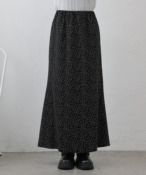 COLONY 2139（コロニートゥーワンスリーナイン）の「ランダムドットロングスカート（スカート・レディース・ブラック・FREE）」の10枚目の写真