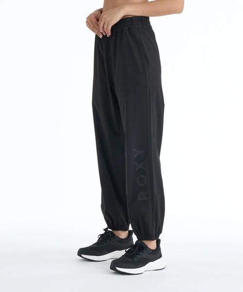 ROXY(ロキシー)の「ROXY ウィメンズ FITNESS MY 1ST ROXY PANTS ロングパンツ 【2026年春夏モデル】/ロキシーUVカット速乾ジョガーパンツ(その他パンツ・レディース・ブラック/パープル/ブルー・SMALL/MEDIUM/LARGE)」の4枚目の写真