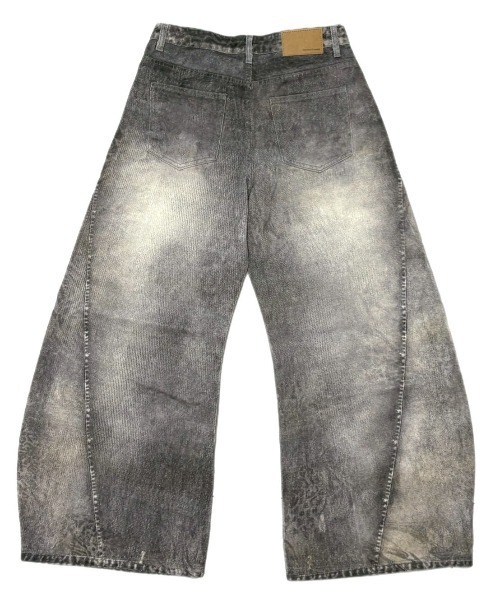 Never mind the XU（ネバーマインドザエックスユー）の「【Never mind the XU】3D print curve denim pants / 【ネバーマインド ザ エックスユー】3Dプリントカーブデニムパンツ（デニムパンツ・メンズ・ブラック・L）」の13枚目の写真