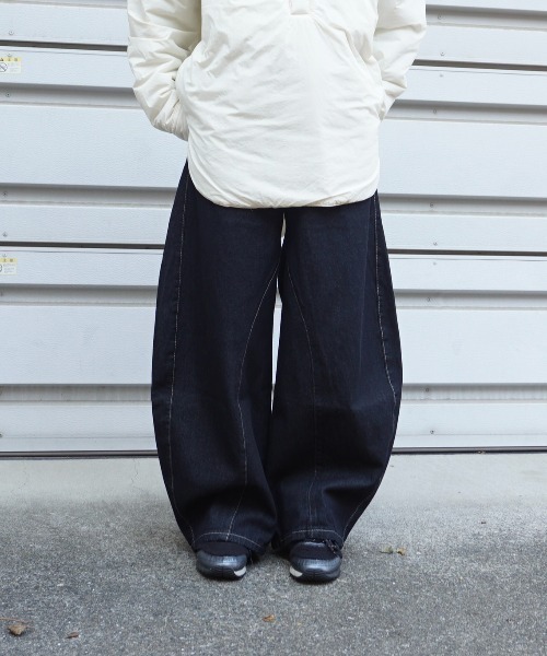 Jayne K(ジェーンケー)の「【Jayne K/ジェーン ケー】ボタンフライデニムカーブパンツ(デニムパンツ・レディース・ブラック・MEDIUM/X-LARGE/LARGE)」の17枚目の写真